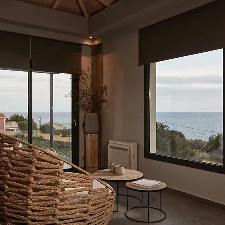 Villa Sea Front Spathíon